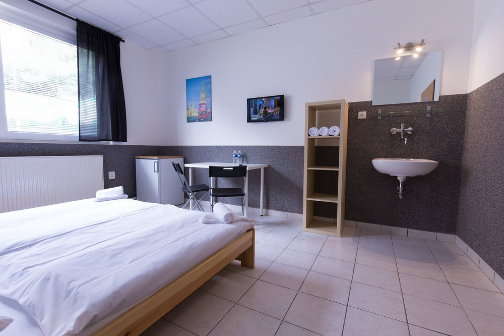 Hostel Seven Prag Eksteriør billede